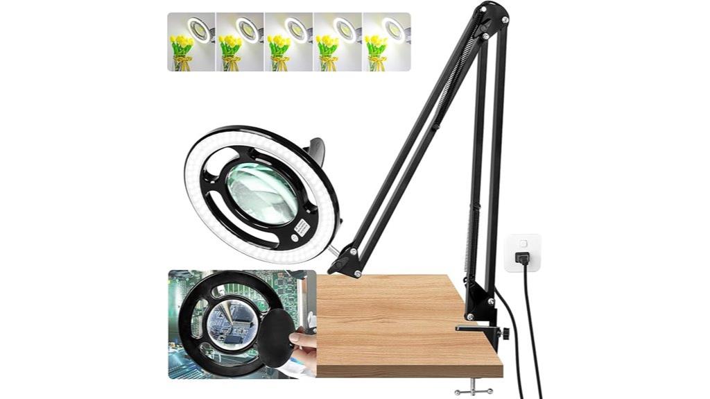 magnifying glass with light